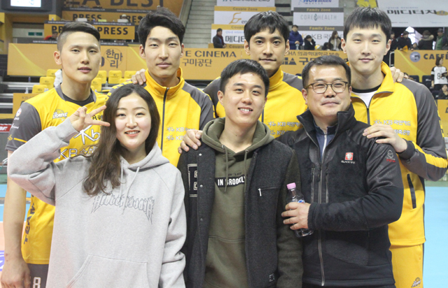 2월 4일 선수와 함께