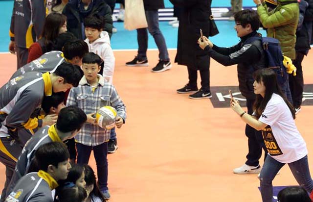 3월 4일 프리허그 이벤트