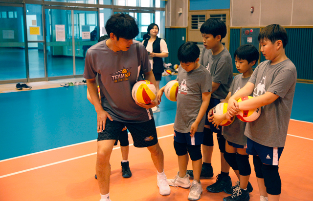 청주 각리초등학교 깜짝방문 재능기부
