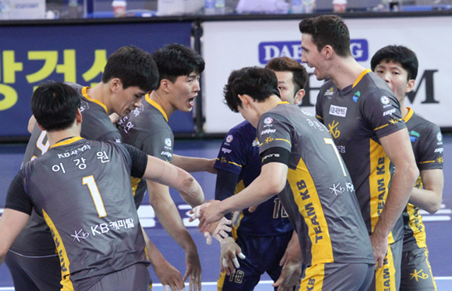 [2017-2018 V리그] 12월 1일 vs 현대캐피탈