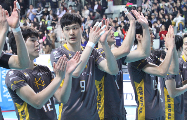 [2016-2017 V리그] 3월 12일 vs 우리카드