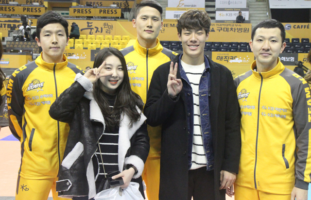 2월 1일 선수와 함께