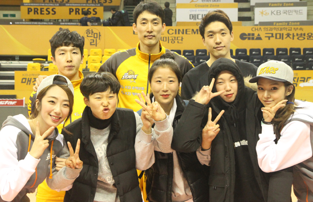 2월 28일 선수와 함께