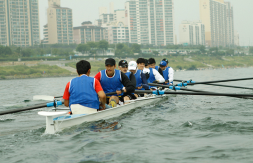 조정으로 팀웍강화 특별훈련