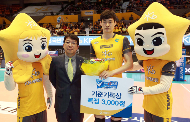 주장 이선규, 역대 센터 최초 3,000득점 달성!