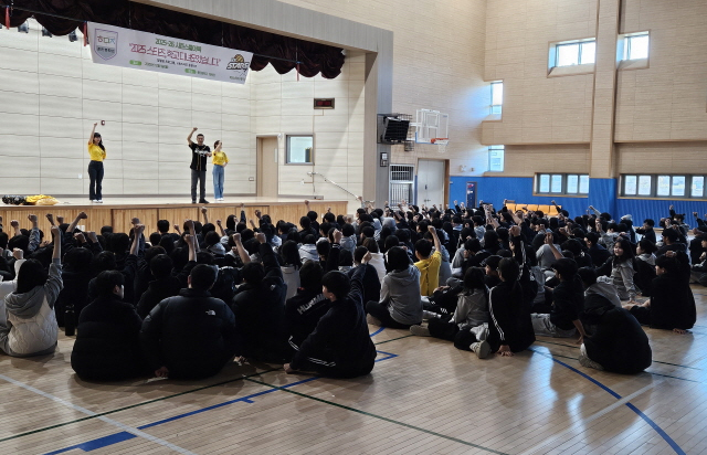 [2025-2026시즌 KB스타즈 배구단 스타즈 스쿨어택] 12월 1일 훈민중학교 진행 사진